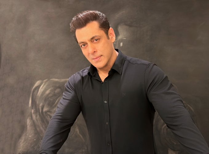 Salman Khan Receive "Death Threat" from Gangster Goldie Brar