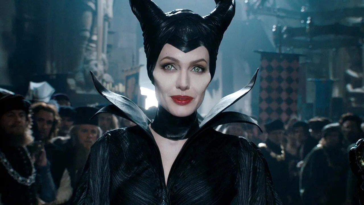 Angelina Jolie talk about  Maleficent 3 and also want to quit Hollywood